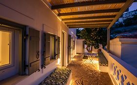 Valandou Guesthouses